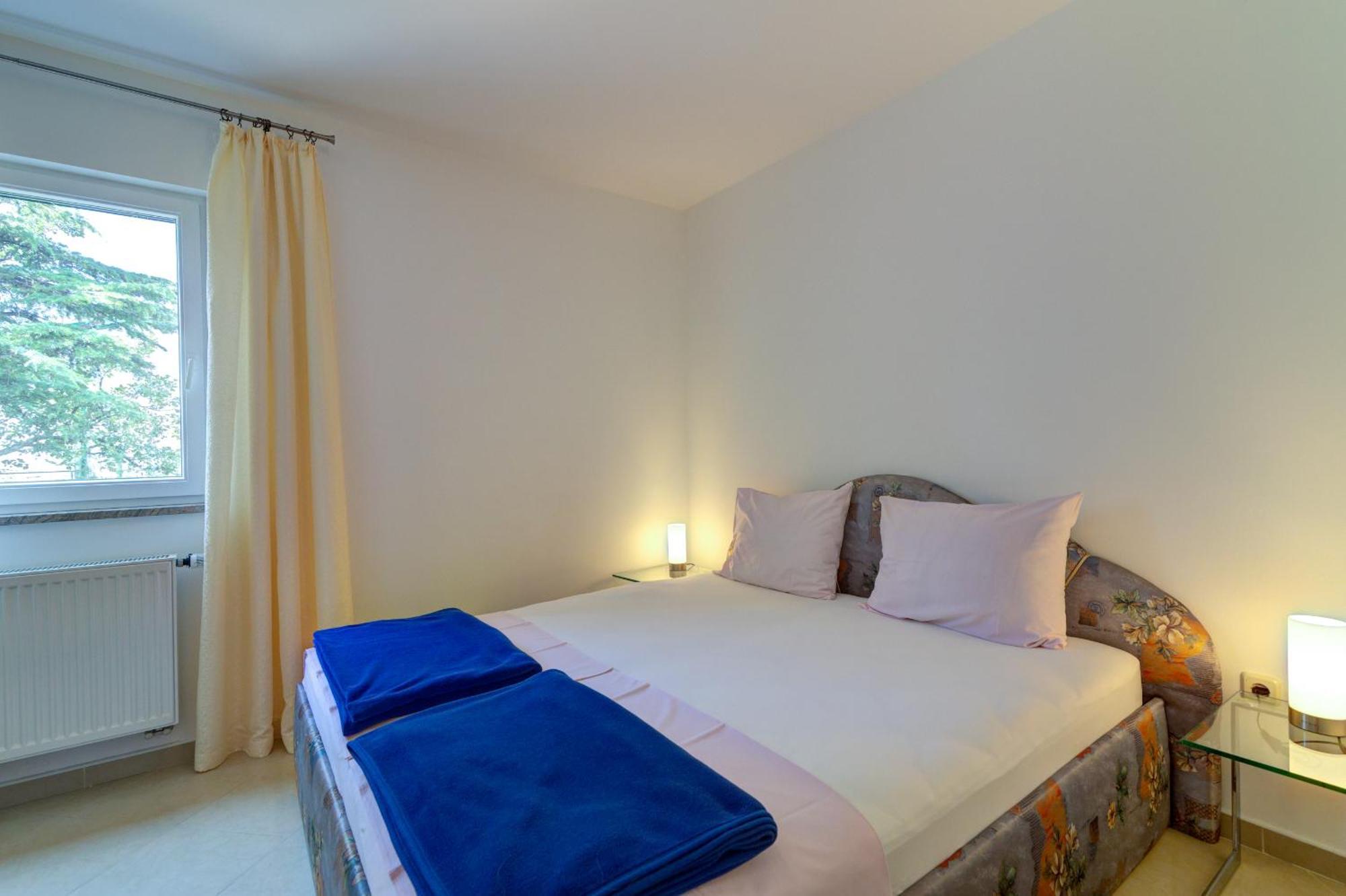 Apartmani Lili Новий Винодольський Екстер'єр фото