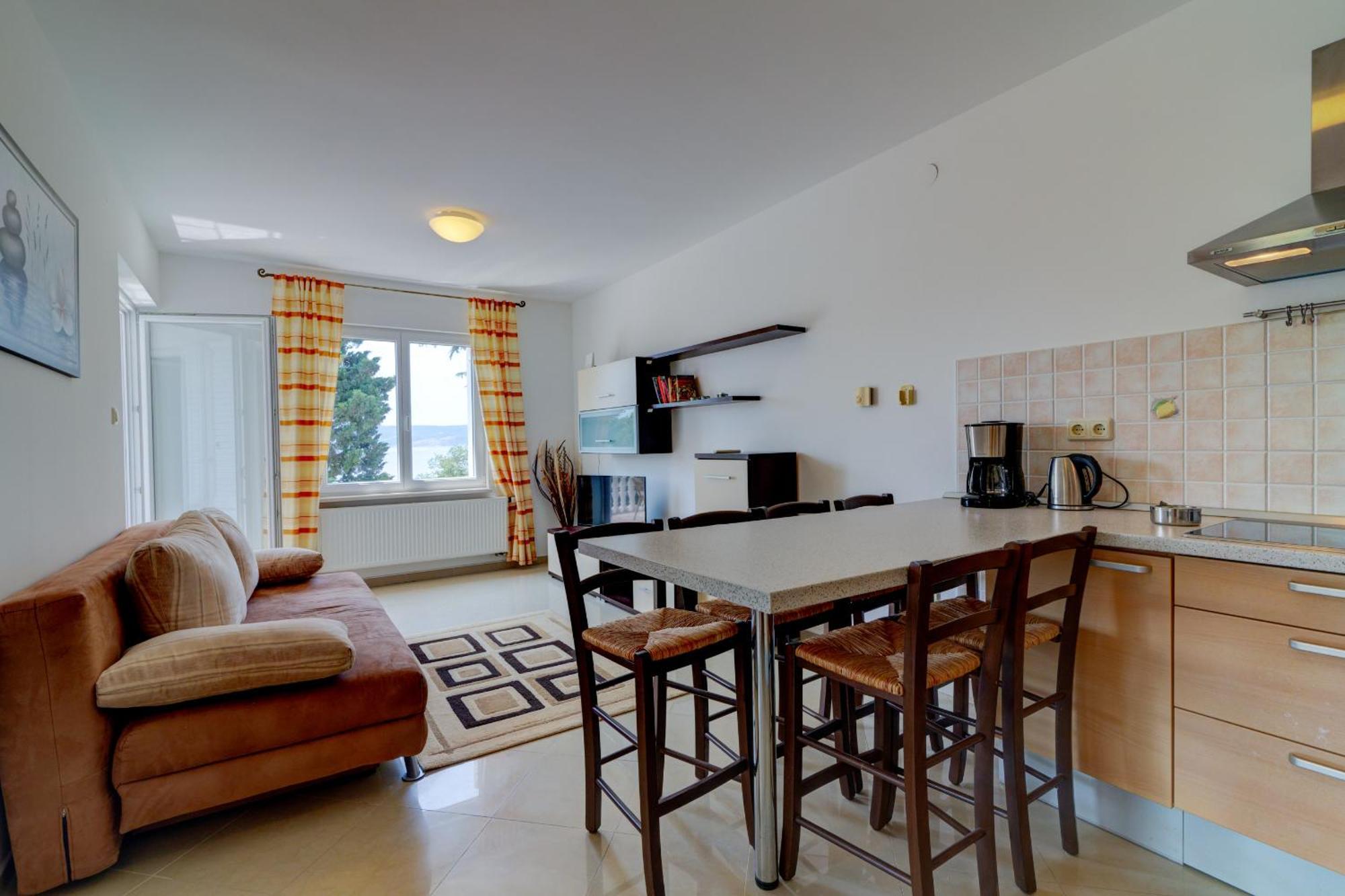 Apartmani Lili Новий Винодольський Екстер'єр фото